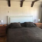 Gran Habitacion Con Bano Privado Y Vista A La Montana, Cerca De Clinica Alemana